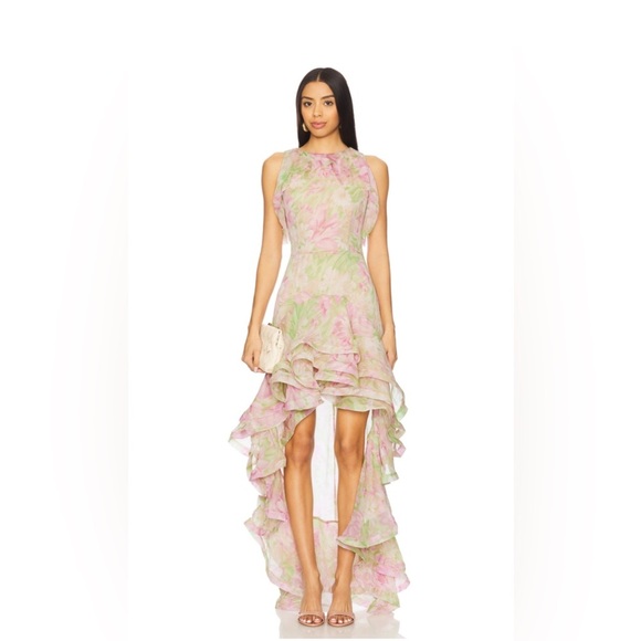 Elliatt Dresses & Skirts - ELLIATT Morgan Gown